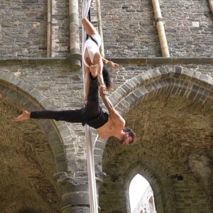 Spectacle Duo Tissu Aérien :  » Chrysalide « (nouvelle version)